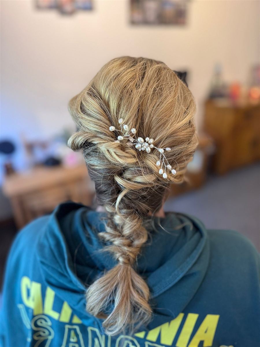 Bridal mermaid braid with pearl hair vine